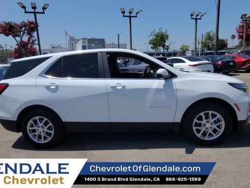 Certified 2024 Chevrolet Equinox LT FWD image 2
