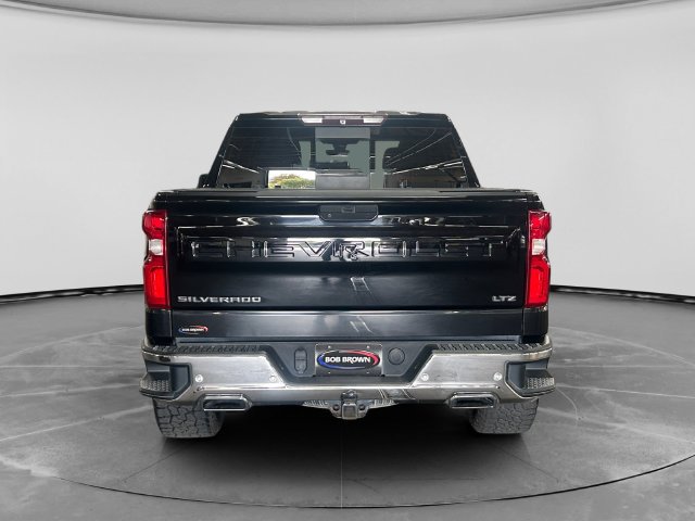 Used 2019 Chevrolet Silverado 1500 LTZ w/ LTZ Premium Package AWD/4WD image 4