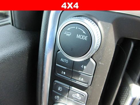 Used 2021 GMC Sierra 1500 AT4 w/ AT4 Value Package AWD/4WD image 33