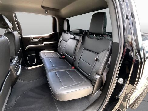 Used 2022 GMC Sierra 1500 SLT w/ SLT Convenience Package RWD image 19