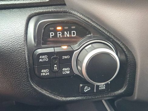 Used 2020 RAM 1500 Big Horn AWD/4WD image 29
