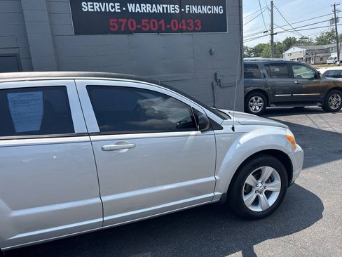 Used 2011 Dodge Caliber Mainstreet FWD image 10