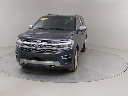 Used 2024 Ford Expedition Max Platinum image 11