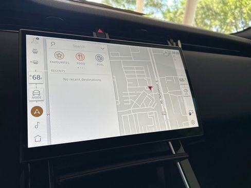 Used 2026 Land Rover Range Rover Evoque S AWD/4WD image 9