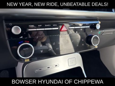 New 2026 Hyundai Ioniq 9 SEL image 13