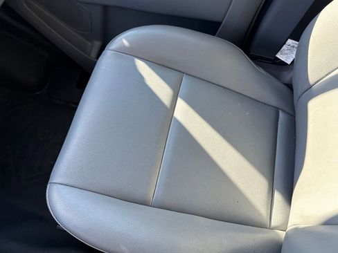 Certified 2019 Ford Transit 250 148 High Roof image 27