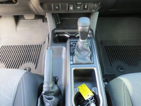 Used 2023 Toyota Tacoma TRD Sport image 23