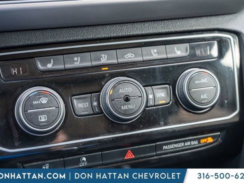 Used 2018 Volkswagen Atlas SEL Premium image 10