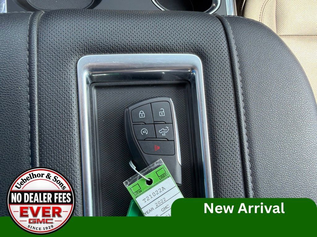 Used 2022 GMC Sierra 1500 SLT w/ SLT Convenience Package AWD/4WD image 32