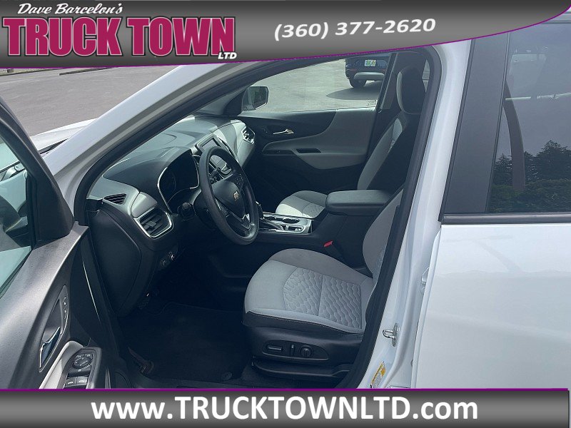 Used 2020 Chevrolet Equinox LS w/ LS Convenience Package AWD/4WD image 9