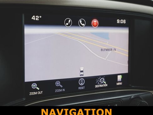 Used 2015 GMC Sierra 2500 Denali w/ Duramax Plus Package image 3