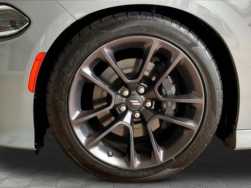 Used 2022 Dodge Charger Scat Pack w/ Plus Group RWD image 32