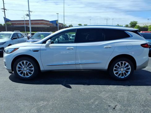 Used 2021 Buick Enclave Essence AWD/4WD image 4