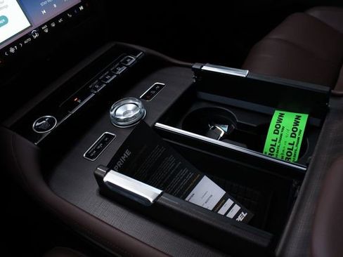 New 2026 Lincoln Navigator Reserve AWD/4WD image 47