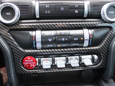 Used 2022 Ford Mustang GT w/ GT Performance Package RWD image 18