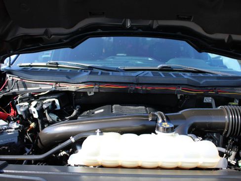 Used 2021 Ford F150 Lariat w/ Equipment Group 502A High AWD/4WD image 15