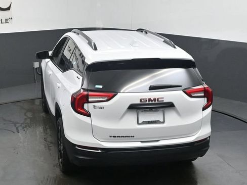 Used 2023 GMC Terrain SLE w/ Driver Convenience Package FWD image 57