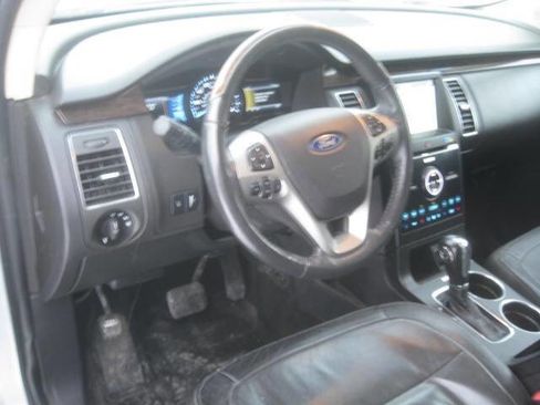 Used 2018 Ford Flex Limited image 21