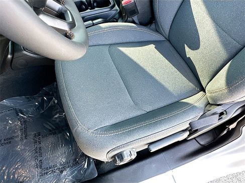 Used 2024 Jeep Wrangler Unlimited image 18