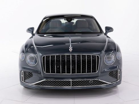 Used 2026 Bentley Flying Spur Plug-In Hybrid AWD/4WD image 8