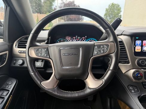 Used 2017 GMC Yukon Denali w/ Open Road Package AWD/4WD image 7