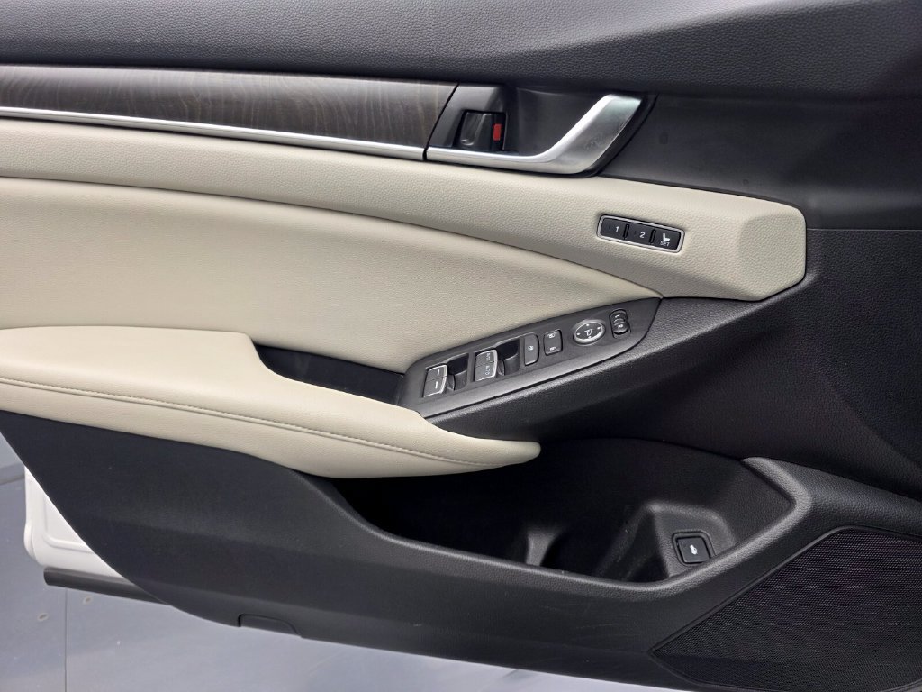 Used 2019 Honda Accord EX-L image 24