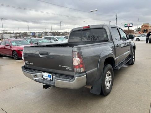 Used 2011 Toyota Tacoma PreRunner w/ SR5 Pkg #2 image 5