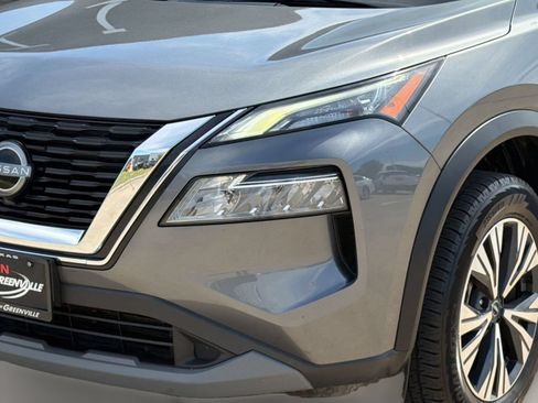 Used 2023 Nissan Rogue SV w/ SV Premium B Package FWD image 12