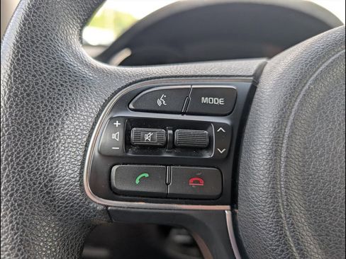 Used 2018 Kia Optima LX FWD image 13