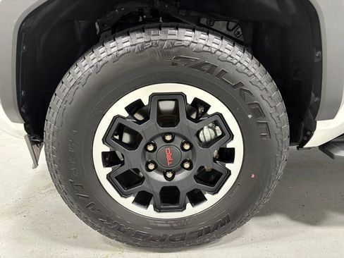 Used 2025 Toyota 4Runner TRD Off-Road Premium w/ Tow Technology Package AWD/4WD image 63