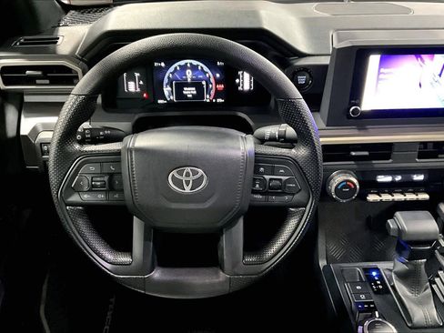 Certified 2025 Toyota Tacoma SR5 image 6