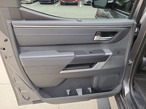 Used 2024 Toyota Tundra Platinum image 27