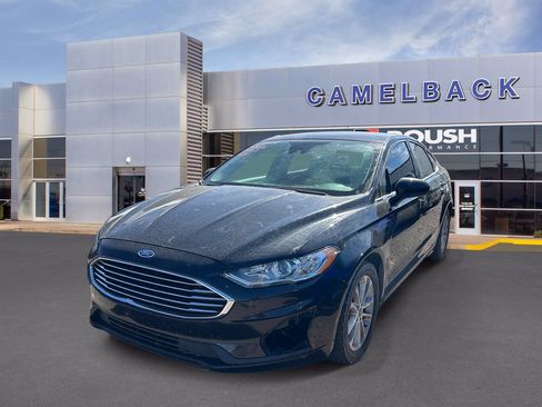 Used 2020 Ford Fusion SE FWD image 13
