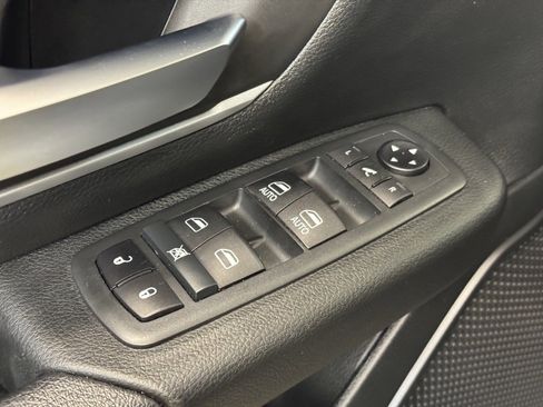 Used 2020 RAM 1500 Big Horn image 10