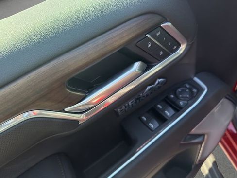 New 2026 Chevrolet Silverado 1500 High Country AWD/4WD image 11