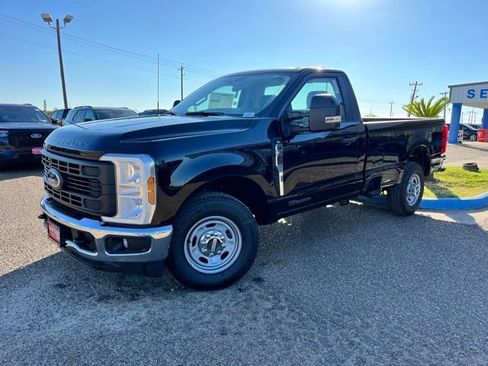 New 2026 Ford F350 XL w/ XL Driver Assist Package RWD image 3