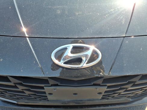Certified 2023 Hyundai Elantra SEL w/ Preferred Accessory Package FWD image 12