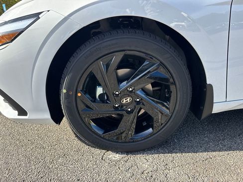 New 2026 Hyundai Elantra Sport image 11