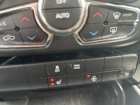 Used 2017 RAM 1500 Sport image 17