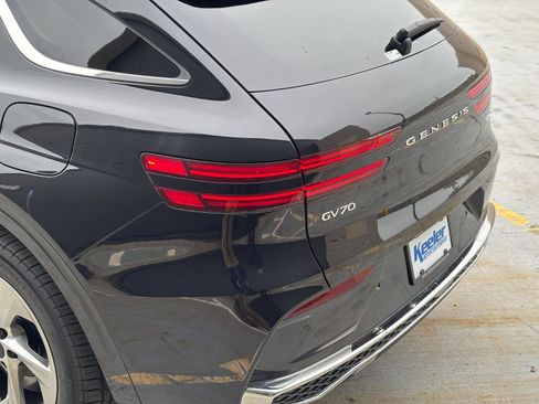 New 2026 Genesis GV70 2.5T Advanced AWD/4WD image 7