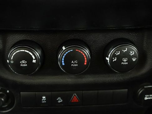 Used 2017 Jeep Wrangler Unlimited Sport w/ Quick Order Package 24S image 30