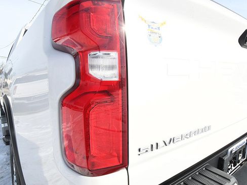 Used 2022 Chevrolet Silverado 2500 High Country w/ Safety Package II image 30