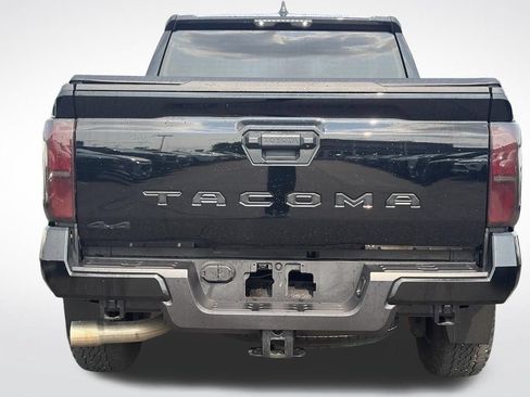 Used 2024 Toyota Tacoma TRD Off-Road AWD/4WD image 7