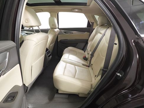 Used 2021 Cadillac XT5 Premium Luxury AWD/4WD image 29