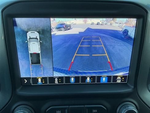 Used 2023 Chevrolet Silverado 2500 LTZ w/ LTZ Premium Package image 18