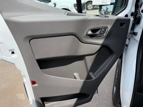 New 2025 Ford Transit 250 148 Medium Roof w/ Load Area Protection Package image 28
