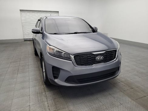 Used 2020 Kia Sorento LX image 14