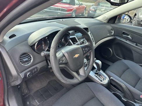 Used 2015 Chevrolet Cruze LT w/ Sun And Sound Package image 15