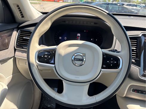 Used 2025 Volvo XC90 B6 Plus w/ Protection Package Premier AWD/4WD image 21