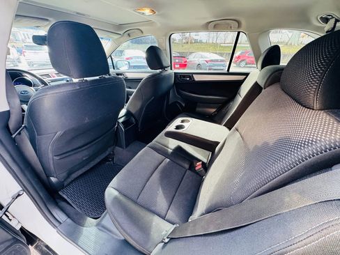 Used 2016 Subaru Outback 2.5i Premium image 15